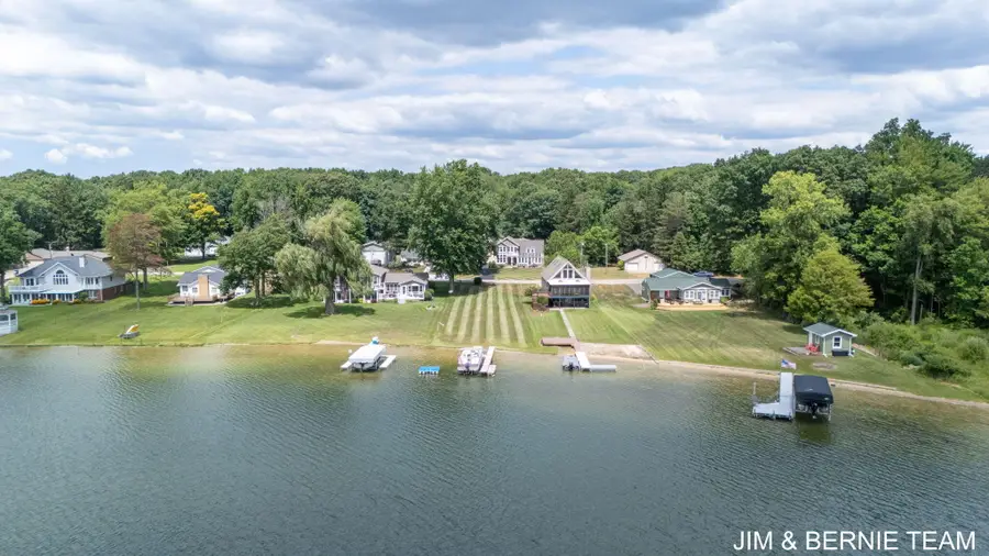 3235 Lakeview Drive, Allegan, MI 49010 - #2