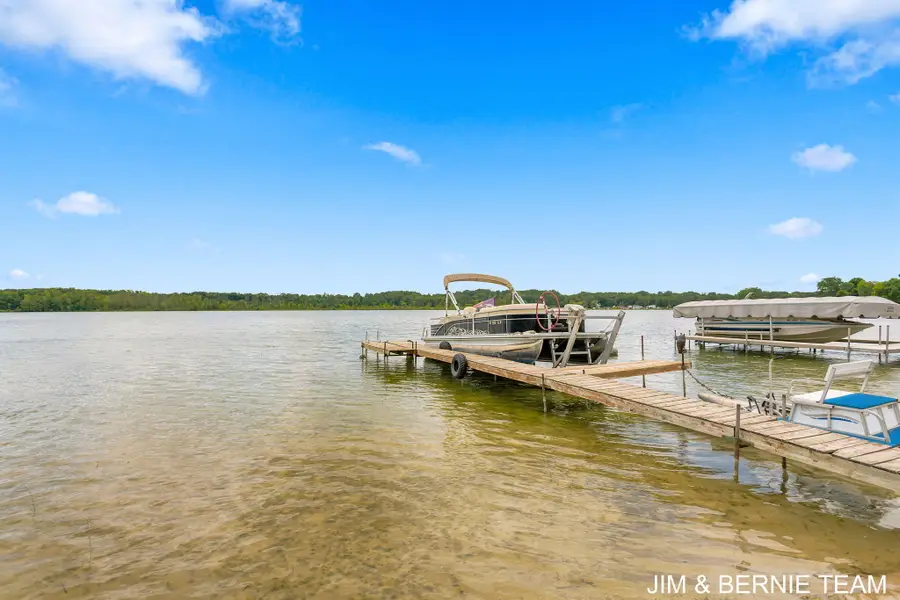 3235 Lakeview Drive, Allegan, MI 49010 - #3