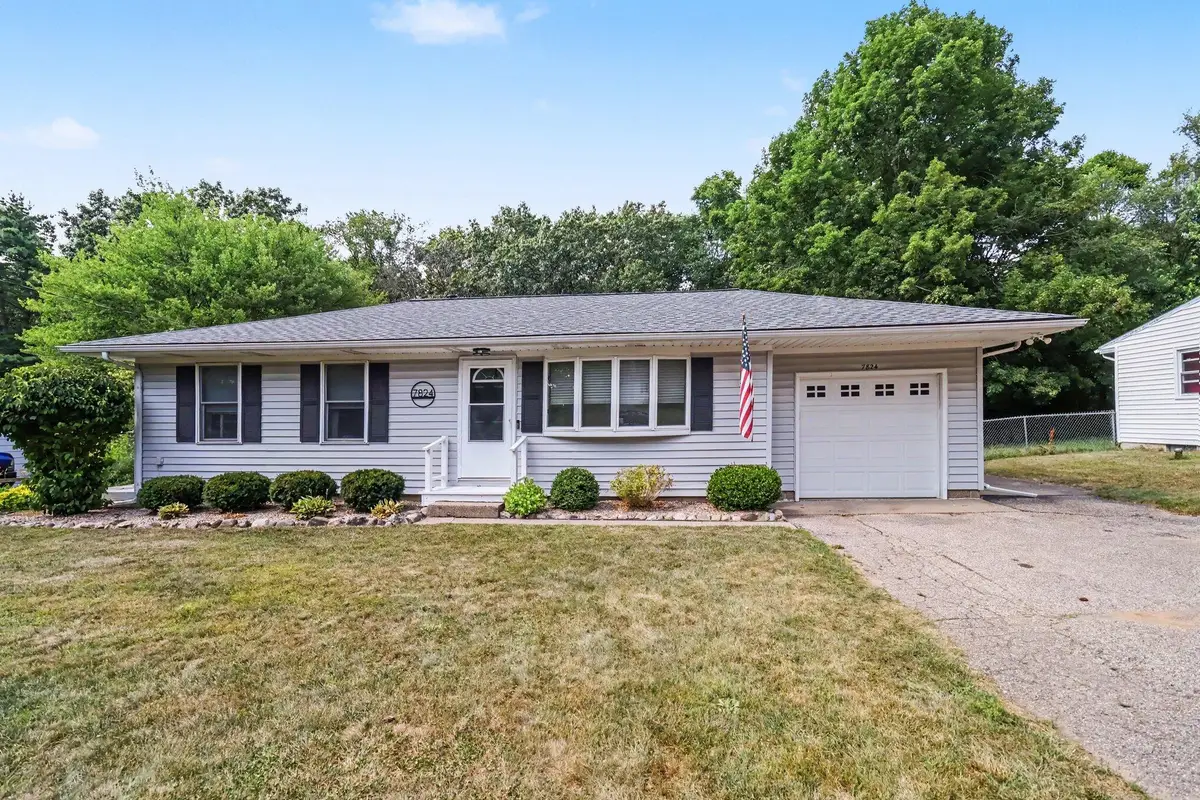 7824 W Q Avenue, Kalamazoo, MI 49009 - #1