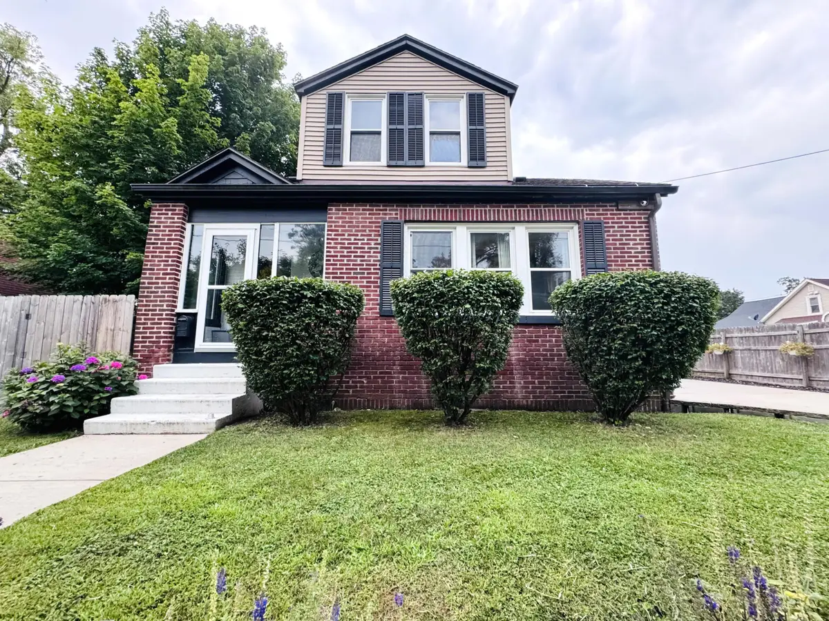 210 Emmons Street, Niles, MI 49120 - #1