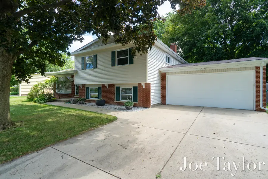 6509 Hampton Street, Portage, MI 49024 - #3