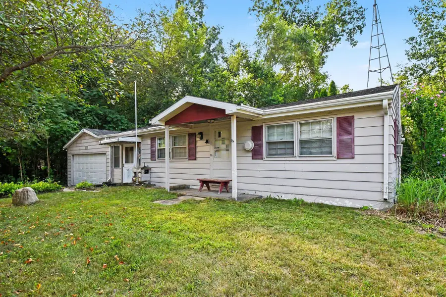 24675 Chestnut Street, Dowagiac, MI 49047 - #2