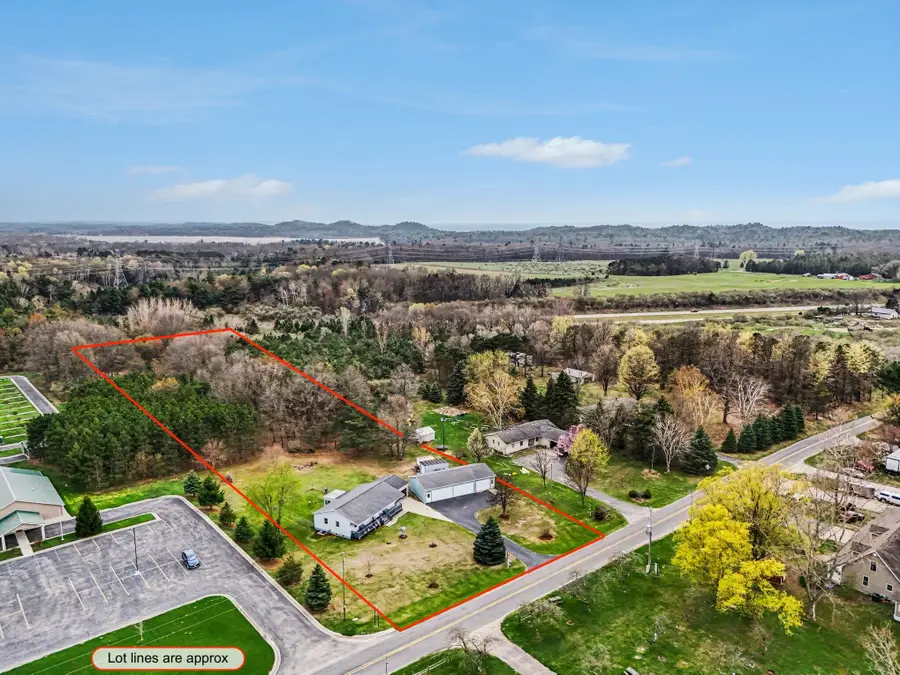 4935 W Deren Road, Ludington, MI 49431 - #2