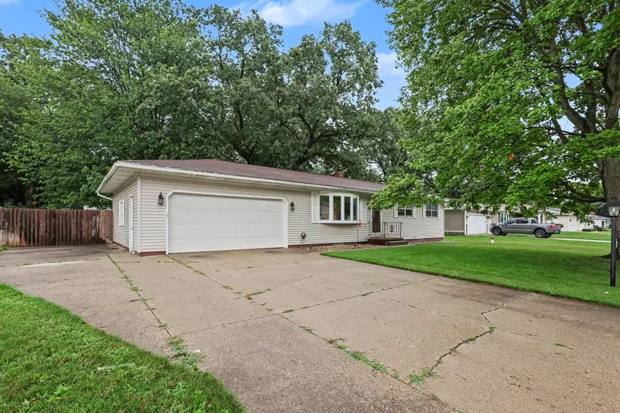 1830 Kings Court, Muskegon, MI 49445 - #2