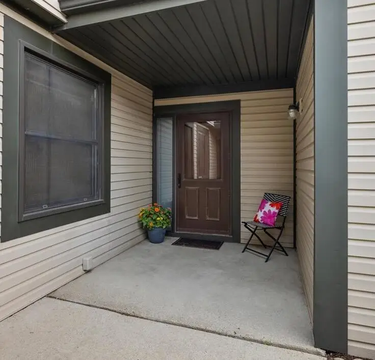 1220 Charleston Court, Northville, MI 48167 - #2