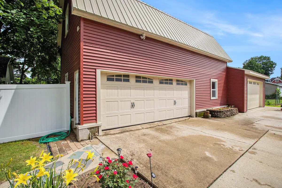 213 W Chicago Street, Coldwater, MI 49036 - #1