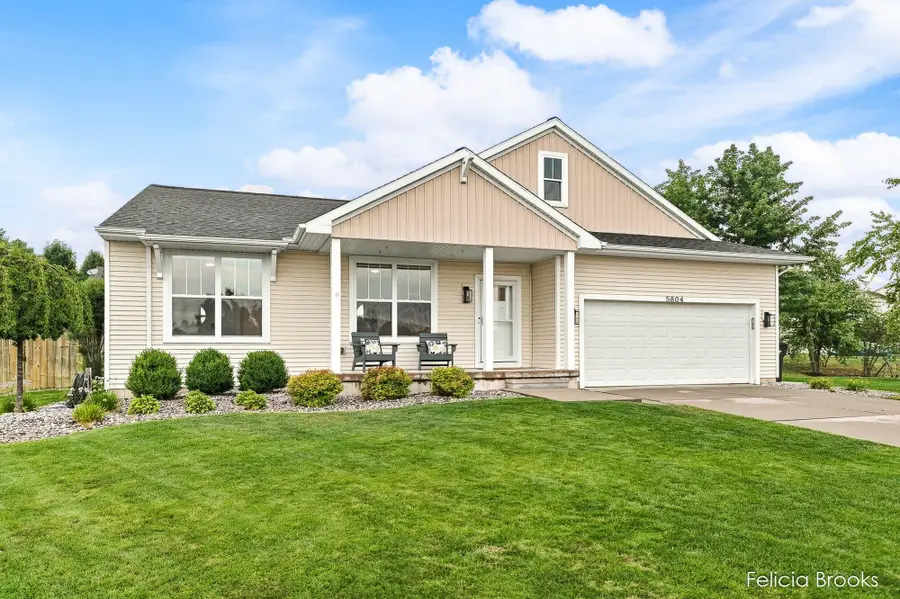 5804 Sage River Court Sw, Wyoming, MI 49418 - #3
