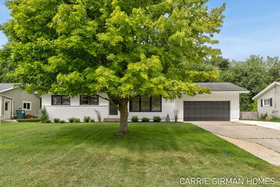 5159 Melmax Street, Norton Shores, MI 49441 - #2