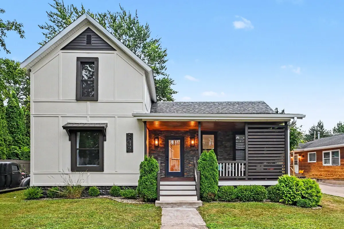 110 Sycamore Street E, Three Oaks, MI 49128 - #1