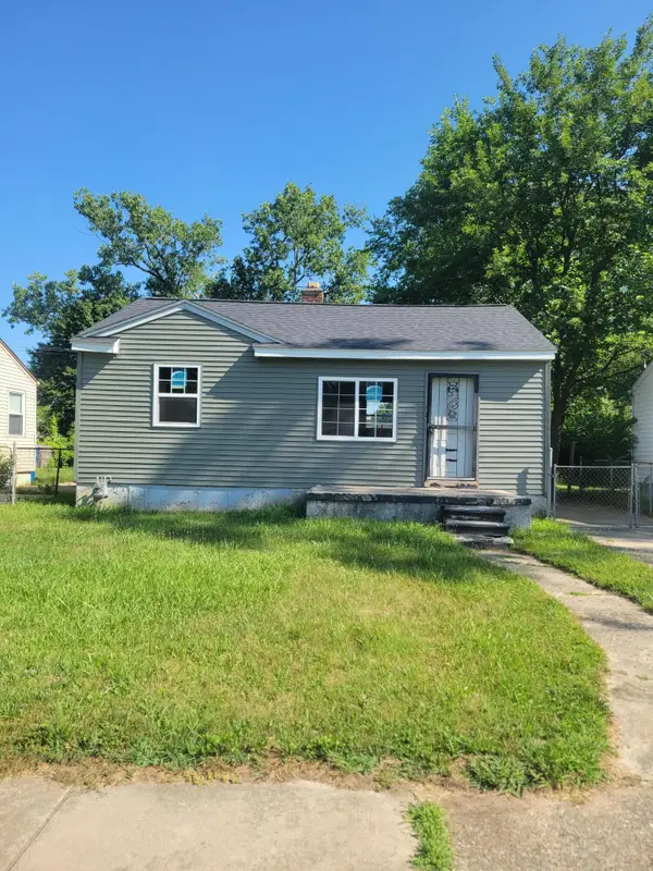 27054 Notre Dame Street, Inkster, MI 48141