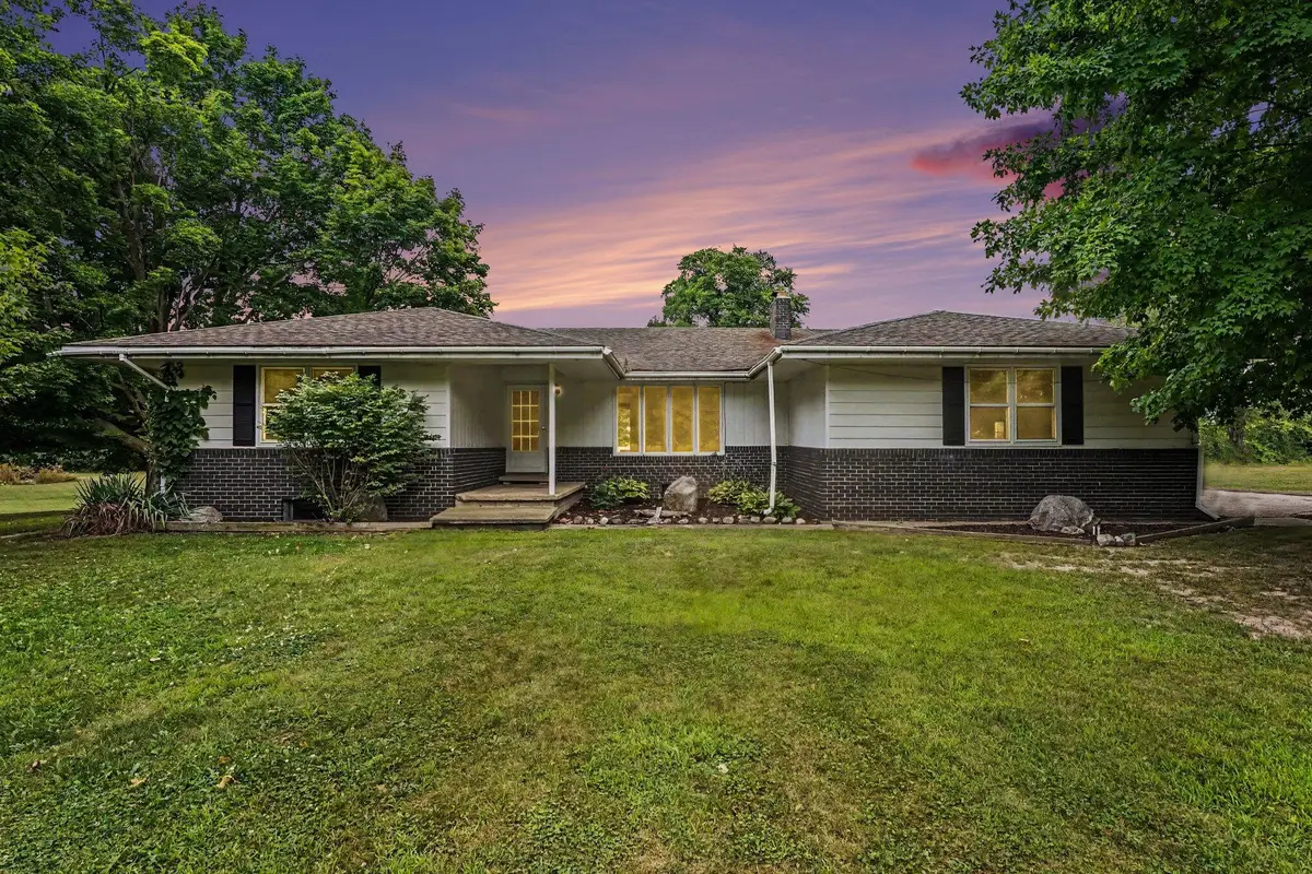 1760 W Carson City Road, Sheridan, MI 48884 - #1