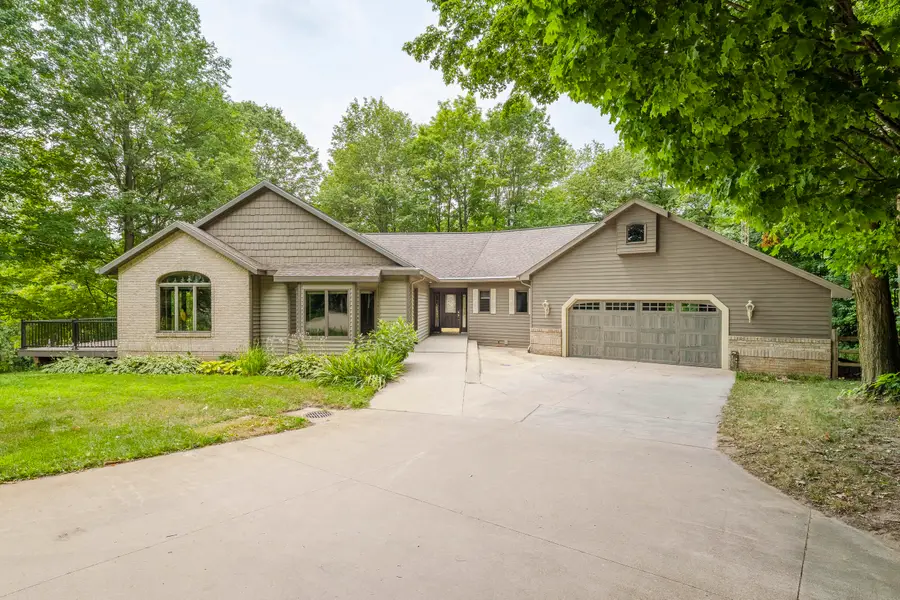 8047 Kraft Avenue Se, Caledonia, MI 49316 - #2