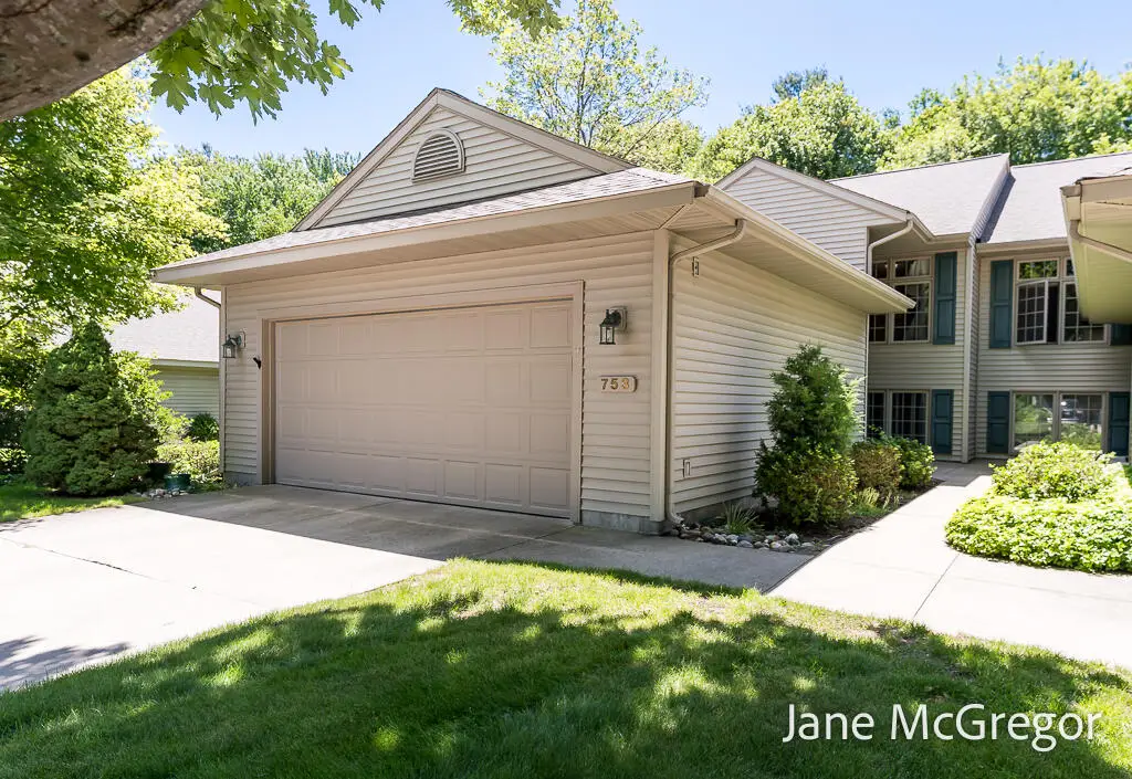 753 Tournament Circle, Muskegon, MI 49444 - #1