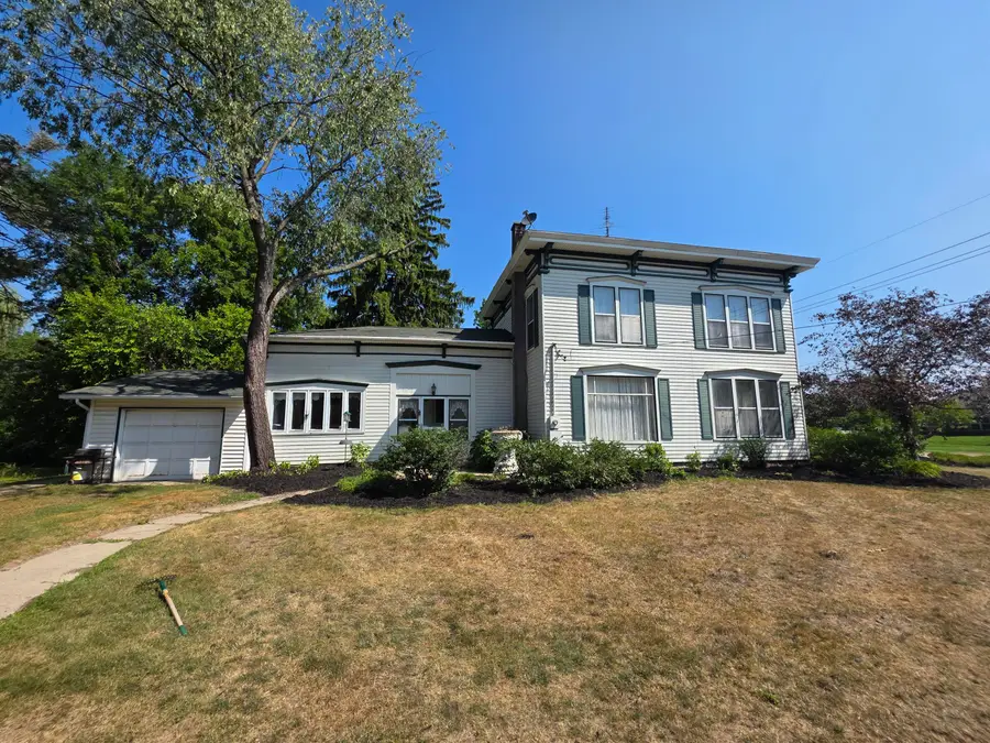 427 S Main, Cedar Springs, MI 49319 - #2
