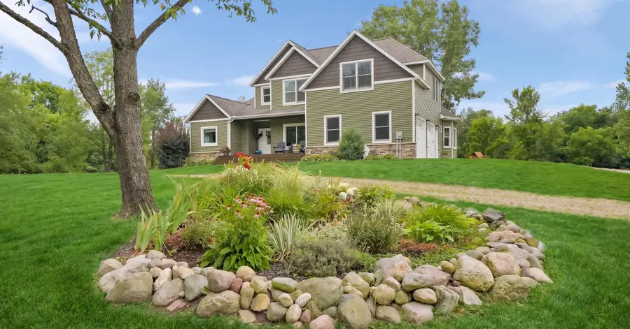 7115 Clinton Trail, Clarksville, MI 48815 - #2