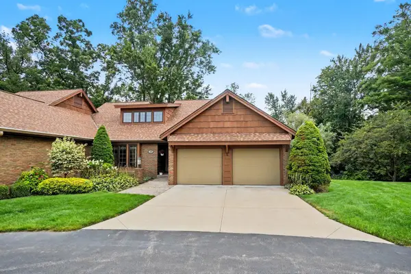 308 Glengarry Court, Holland, MI 49423