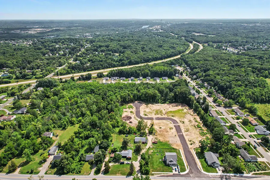 5930 Torres Drive Nw, Comstock Park, MI 49321 - #2