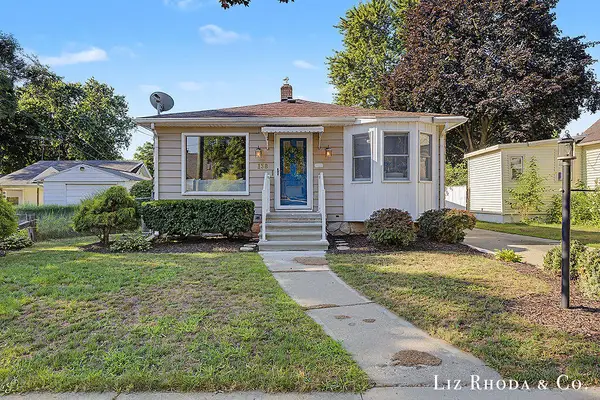 138 Bowne Street Ne, Grand Rapids, MI 49505