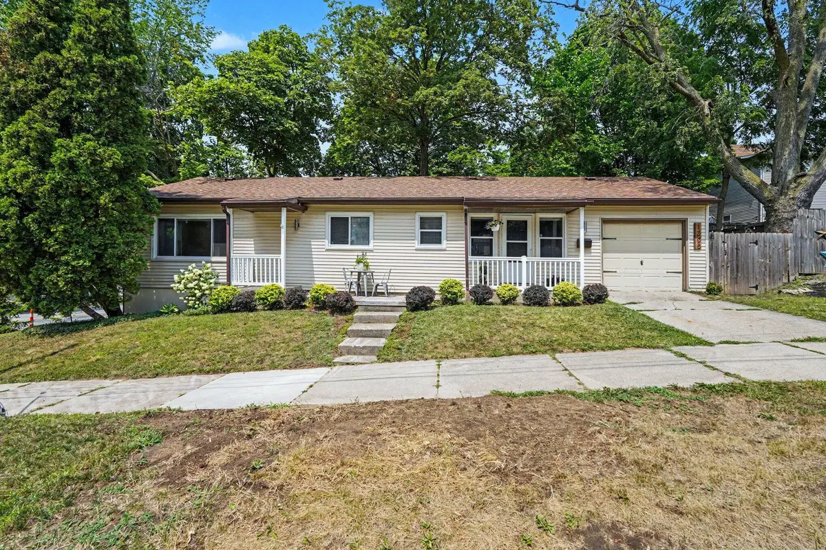 1205 Fountain Street Ne, Grand Rapids, MI 49503 - #1