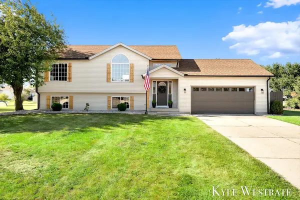 11538 Barkton Drive, Holland, MI 49424