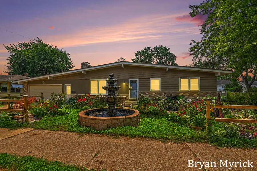 182 E 25th Street, Holland, MI 49423 - #2