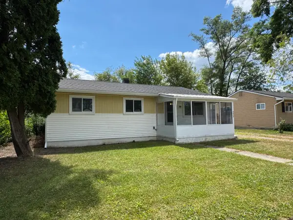1613 Harvest Lane, Ypsilanti, MI 48198