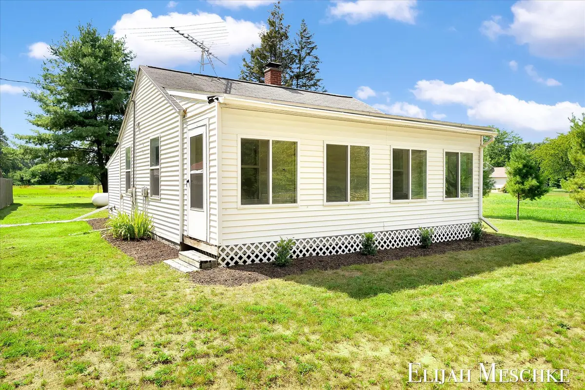 16217 130th Avenue, Nunica, MI 49448 - #1