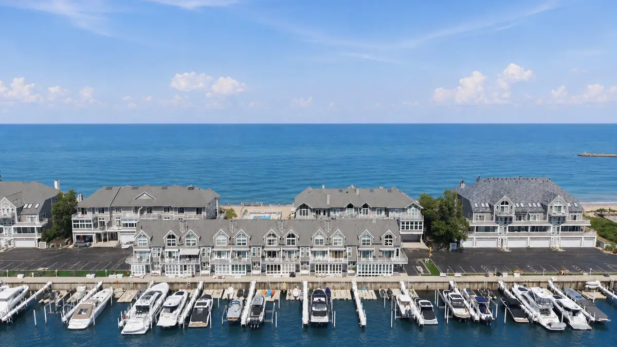 409 Lake Drive #17, New Buffalo, MI 49117 - #1