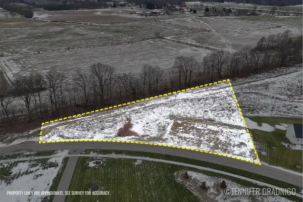 3712 Shoreside Court, Hudsonville, MI 49426
