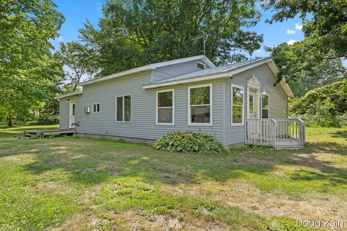 10680 15 Mile Road Ne, Cedar Springs, MI 49319 - #1