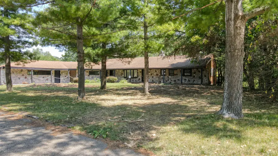 3910 Comanche Court Sw, Grandville, MI 49418 - #3