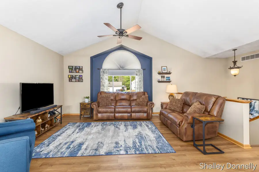 350 Pioneer Trail Ne, Cedar Springs, MI 49319 - #3