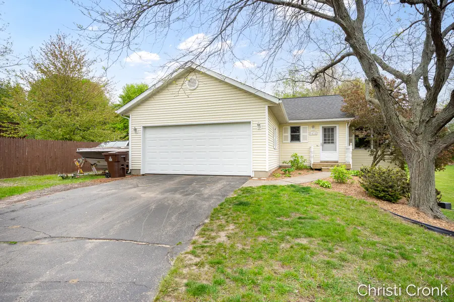 8414 Windstone Drive Ne, Rockford, MI 49341 - #2