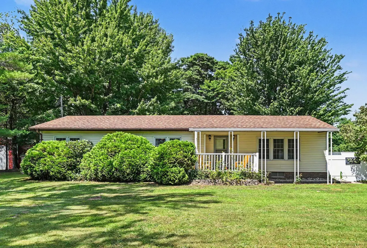 75620 16th Avenue, South Haven, MI 49090 - #1
