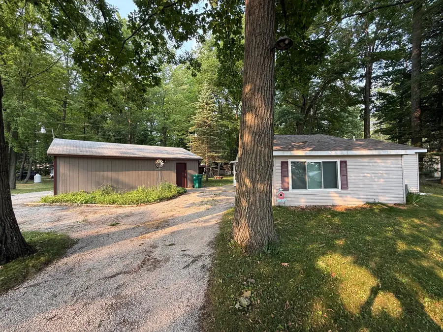 5256 Blueberry Drive, Harrison, MI 48625 - #3