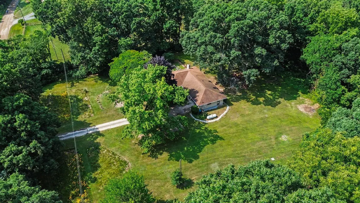 1406 Camp Road, Buchanan, MI 49107 - #1