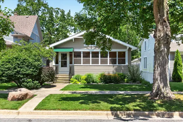 903 Lewis Avenue, St. Joseph, MI 49085