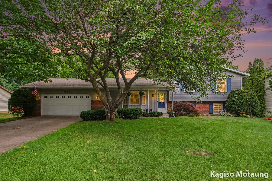 14259 Sunview Drive, Holland, MI 49424 - #2