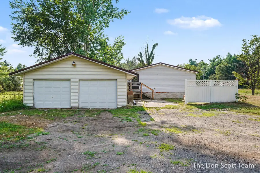11737 Ellis Road, Ravenna, MI 49451 - #3