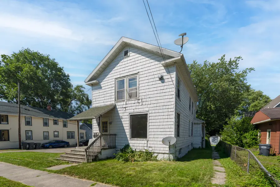 915 Market Street #1-3, Saint Joseph, MI 49085 - #3