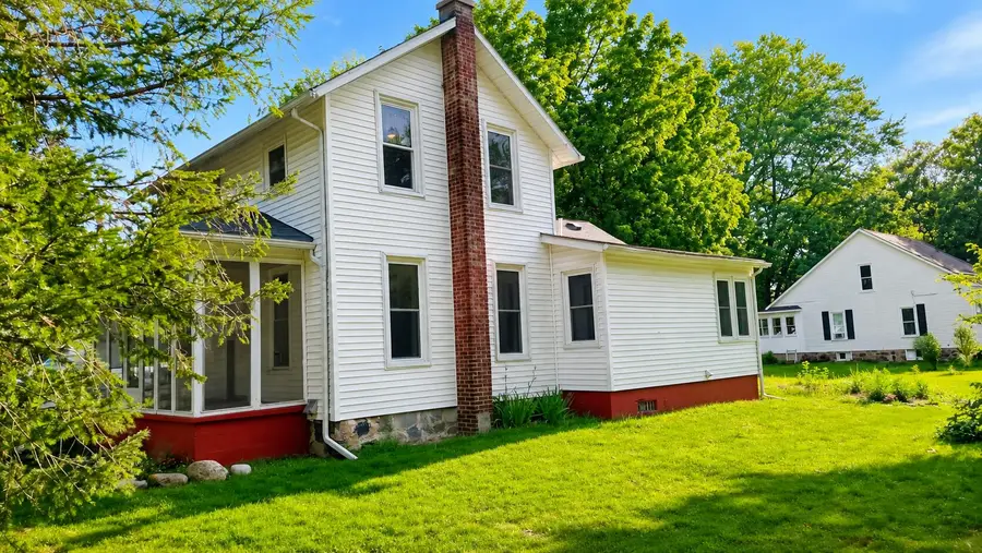 630 N Main Street, Bellevue, MI 49021 - #3