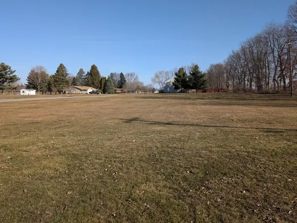 V/L Woodland Drive, Dowagiac, MI 49047
