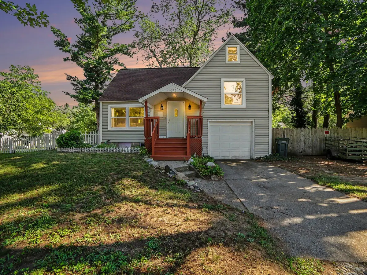 1095 Roosevelt Court, Muskegon, MI 49441 - #1