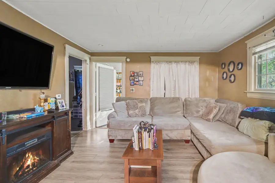 241 Avenue A, Springfield, MI 49037 - #3