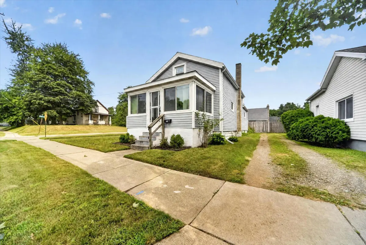 628 W North Street, Jackson, MI 49202 - #1