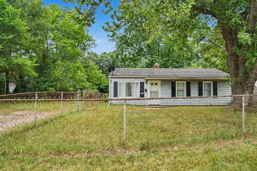135 Saratoga Avenue, Battle Creek, MI 49037 - #2