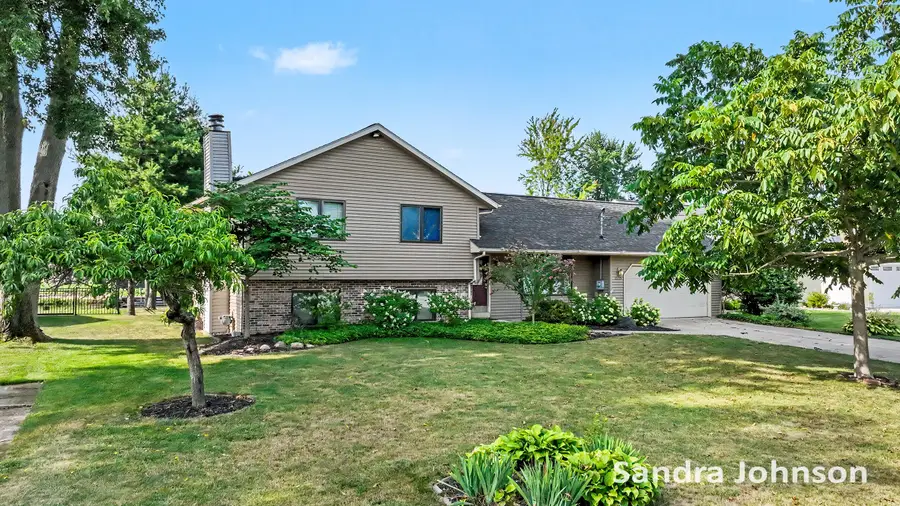 12725 Park Drive, Wayland, MI 49348 - #2