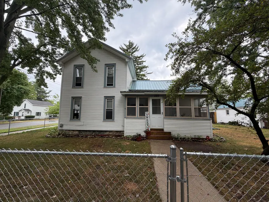 220 S Abbott Street, Carson City, MI 48811 - #2