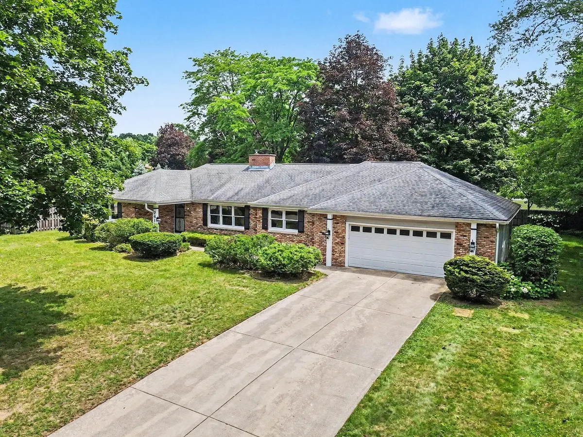 7611 Thrasher Ln, Kalamazoo, MI 49009 - #1