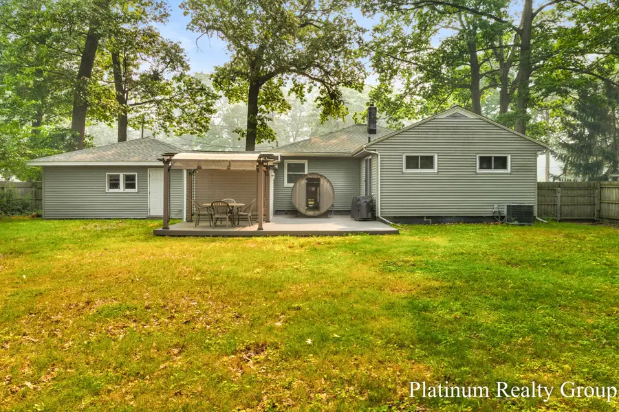 1519 Hansen Street, Muskegon, MI 49445 - #2